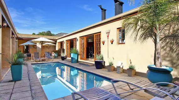 Apple Tree Guest House | Western Cape (il) - West Coast DC - Drakenstein - Cape Town (ve civarı) - Stellenbosch