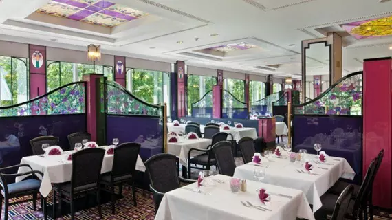 Leonardo Hotel Munich Arabellapark | Bavyera - Münih (ve civarı) - Bogenhausen - Herzogpark