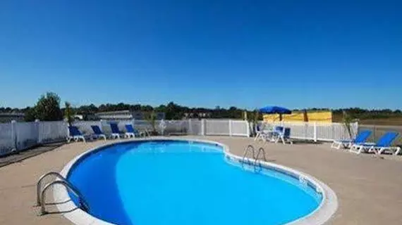 Quality Inn Van Buren | Arkansas - Fort Smith (ve civarı) - Van Buren