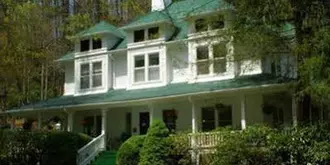 Taylor House Inn