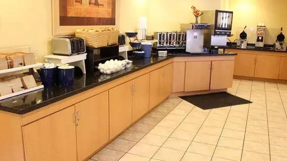 La Quinta Inn Fort Lauderdale Northeast | Florida - Fort Lauderdale (ve civarı) - Fort Lauderale