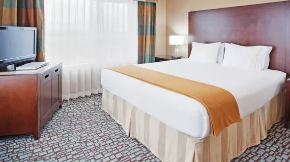 Holiday Inn Express Salinas | Kaliforniya - Monterey (ve civarı) - Salinas