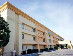 La Quinta Inn & Suites Brunswick | Georgia - Brunswick (ve civarı) - Brunswick