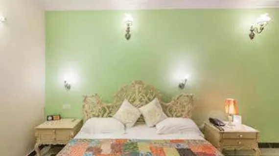 OYO Rooms Noida City Centre Premium | Batı Delhi - Ulusal Eyalet Başkenti Delhi - Delhi (ve civarı) - Noida