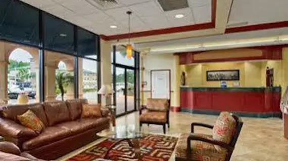 Travelodge Inn & Suites Orlando Airport | Florida - Orlando (ve civarı) - Orlando