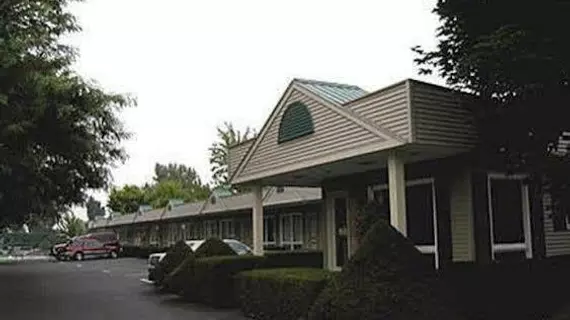 T- Bird Motor Inn | Vermont - Burlington (ve civarı) - Shelburne