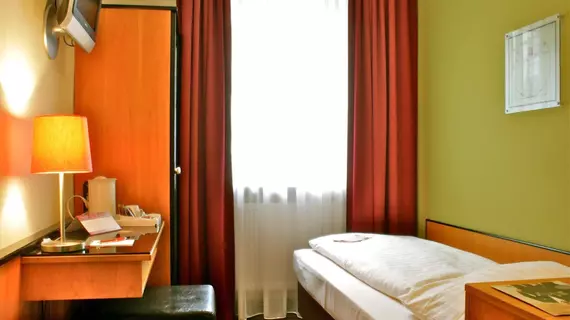 Leonardo Hotel Frankfurt City Center | Hessen - Frankfurt (ve civarı) - Frankfurt - Bahnhofsviertel