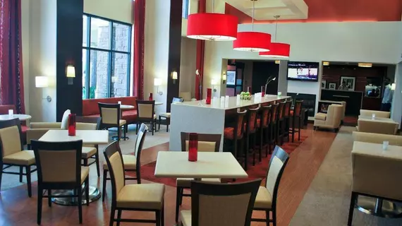 Hampton Inn & Suites Shreveport | Louisiana - Bossier Parish - Shreveport (ve civarı) - Shreveport