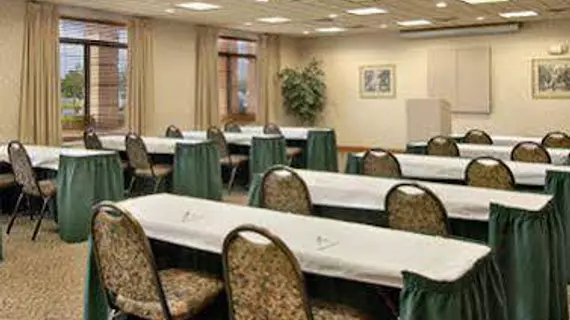 Holiday Inn Express & Suites Indianapolis Northwest | Indiana - Indianapolis (ve civarı) - Indianapolis