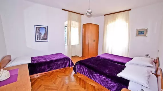 Garden Apartment Hotel | Split-Dalmaçya - Split - Split Eski Kent Bölgesi