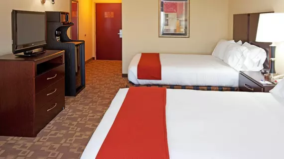 Holiday Inn Express Hotel & Suites Lexington Northeast | Kentucky - Lexington (ve civarı) - Lexington