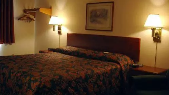 AMERICAS BEST VALUE INN | Minnesota - Rochester (ve civarı) - Zumbrota