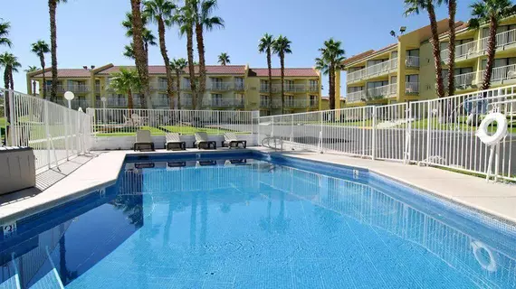 Quality Inn Boulder City | Nevada - Clark County - Las Vegas (ve civarı) - Boulder City