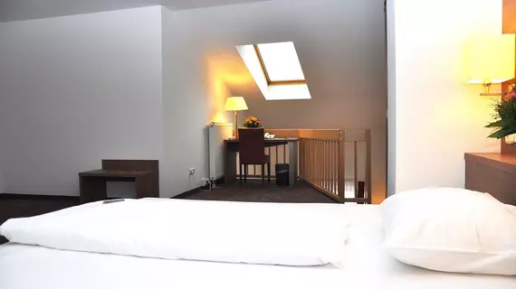 Quality Hotel Erlangen | Bavyera - Orta Franconia