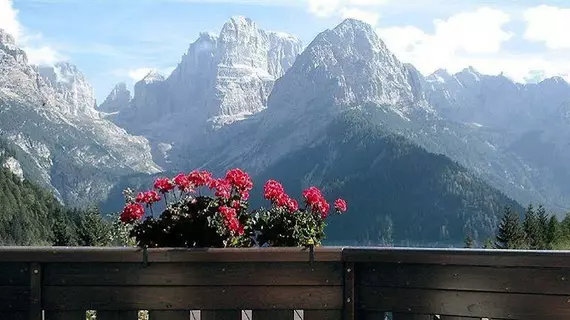 Hotel Lorenzetti | Trentino-Alto Adige - Trento İli - Madonna di Campiglio