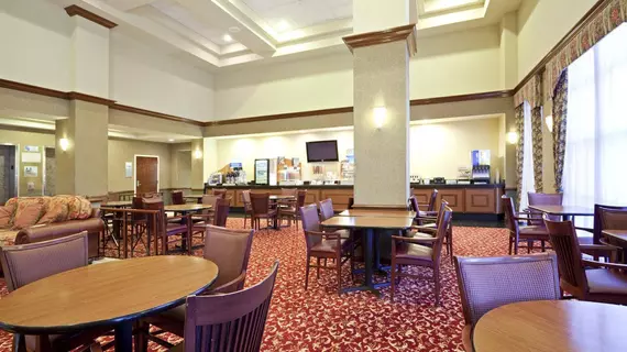 Holiday Inn Express South Portland | Maine - Portland (ve civarı) - South Portland