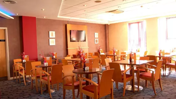 Holiday Inn Express Swindon City Centre | Wiltshire (kontluk) - Swindon