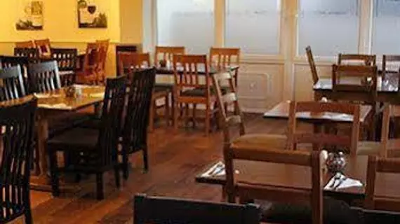 Begelly Arms Hotel | Galler - Pembrokeshire - Kilgetty