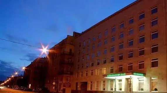 Smolninskaya Hotel | Leningrad Bölgesi - St. Petersburg (ve civarı) - St. Petersburg - Tsentralny