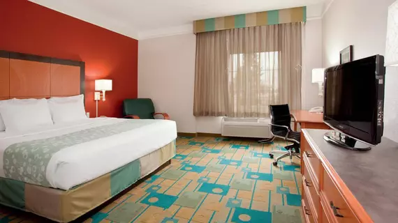 La Quinta Inn & Suites Denver Southwest Lakewood | Kolorado - Denver (ve civarı) - Lakewood