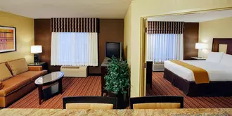 Holiday Inn Express Hotel & Suites Belmont