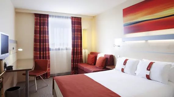 Holiday Inn Express Toulouse Airport | Occitanie - Haute-Garonne - Toulouse (ve civarı) - Blagnac