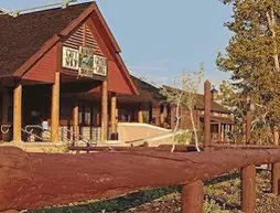 Old Faithful Snow Lodge | Wyoming - Yellowstone Ulusal Parkı