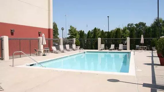 Hampton Inn Pennsville | New Jersey - Carneys Point (ve civarı) - Pennsville