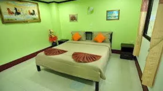 Hussin House | Krabi İli - Ko Phi Phi