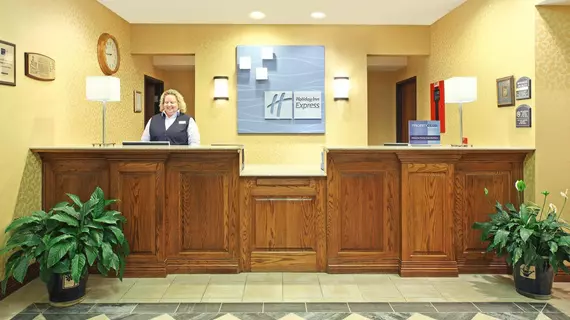 Holiday Inn Express Hotels & Suites Mountain Home | Arkansas - Mountain Home (ve civarı) - Mountain Home