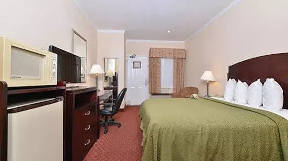 Quality Inn Temecula Valley Wine Country | Kaliforniya - Riverside County - Temecula (ve civarı) - Temecula