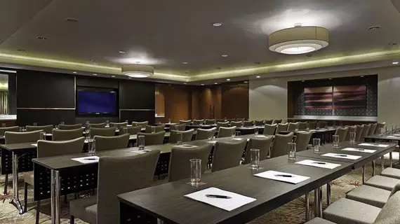 Sheraton Bangalore Hotel at Brigade Gateway | Karnataka - Bengaluru (ve civarı) - Bengaluru - Rajajinagar