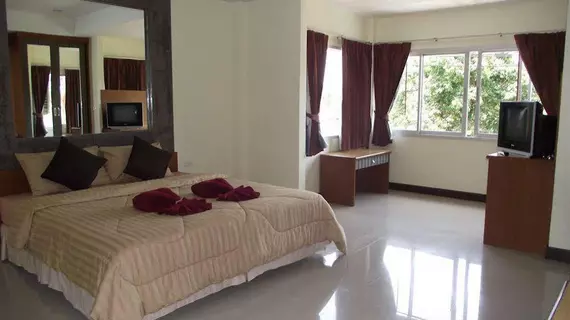 Baanthara Guesthouse | Krabi İli - Krabi