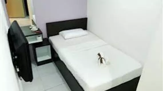 Hotel CheckedInn | Perak - Ipoh