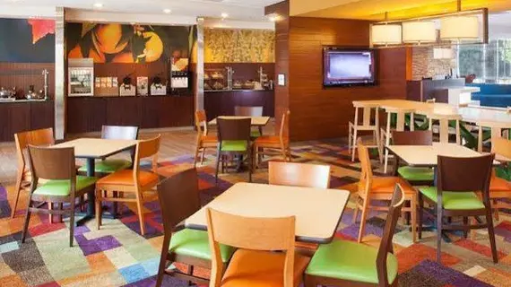 Fairfield Inn & Suites by Marriott Atlanta Gwinnett Place | Georgia - Atlanta (ve civarı) - Duluth