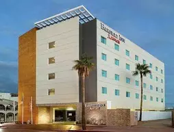 Fairfield Inn by Marriott Los Cabos | Baja California Sur - Los Cabos - Los Cabos (ve civarı) - Cabo San Lucas - Cabo San Lucas Şehir Merkezi