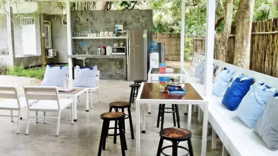 Glur Hostel | Krabi İli - Krabi - Ao Nang