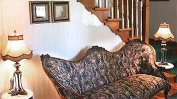 R. R. Thompson House Bed & Breakfast | Oregon - Salem (ve civarı) - Carlton