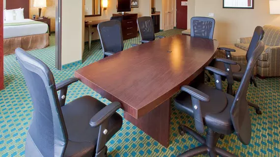 Holiday Inn Fort Worth North- Fossil Creek | Teksas - Fort Worth (ve civarı) - Fort Worth