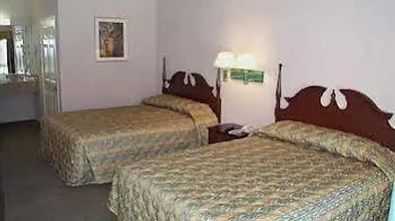 Guesthouse Inn and Suites | Kaliforniya - Los Angeles County - Pico Rivera