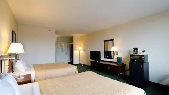 Quality Inn & Suites Laurel | Maryland - Baltimore (ve civarı) - Laurel