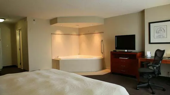 Hilton Garden Inn Louisville Airport | Kentucky - Louisville (ve civarı) - Louisville