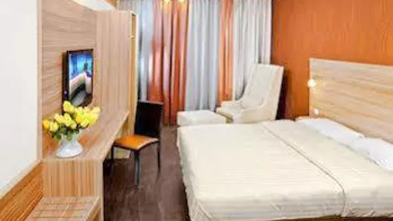 Star Inn Hotel Stuttgart Airport-Messe | Baden-Wuerttemberg - Rems-Murr-Kreis - Stuttgart (ve civarı) - Stuttgart