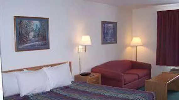 River Valley Inn & suites | Wisconsin - Hudson (ve civarı) - Osceola