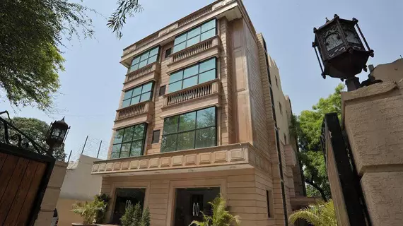 Hotel Emarald | Batı Delhi - Ulusal Eyalet Başkenti Delhi - Delhi (ve civarı) - Yeni Delhi