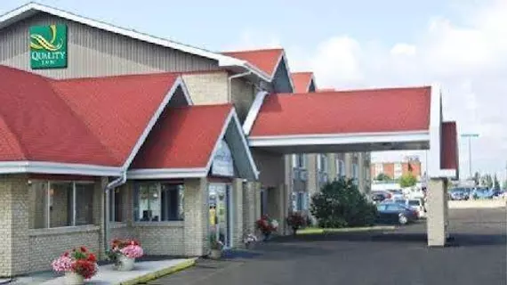 Quality Inn West Edmonton | Alberta - Edmonton (ve civarı) - Edmonton - West Edmonton