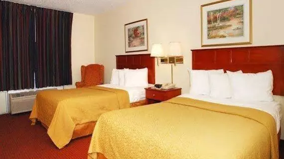 Quality Inn East Indianapolis | Indiana - Indianapolis (ve civarı) - Indianapolis