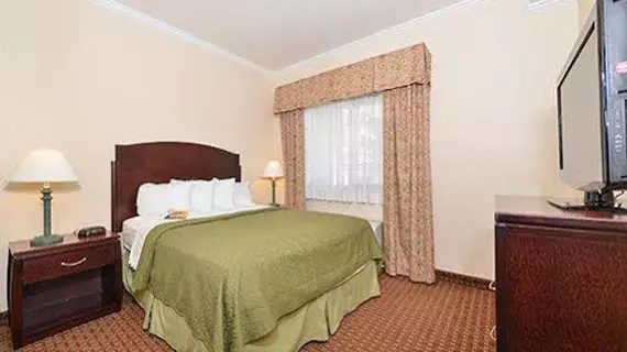 Quality Inn Temecula Valley Wine Country | Kaliforniya - Riverside County - Temecula (ve civarı) - Temecula