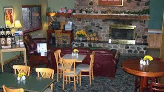 Boarders Inn & Suites Ripon | Wisconsin - Ripon