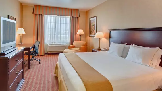 Holiday Inn Express Hotel & Suites Corona | Kaliforniya - Riverside County - Riverside (ve civarı) - Corona